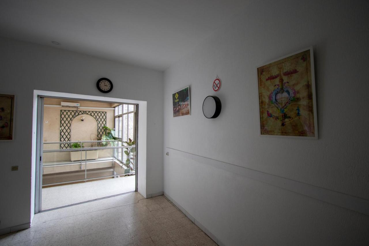 La Maison D'Antonin นีมส์ ภายนอก รูปภาพ